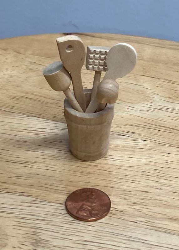 Dollhouse Kitchen Wooden Utensils, Miniature Kitchen Tools in a Tub