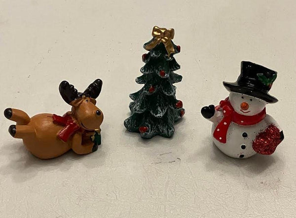 Miniature Holiday Snowman with a Reindeer & Christmas Tree