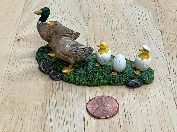 Miniature Duck Family Figurine