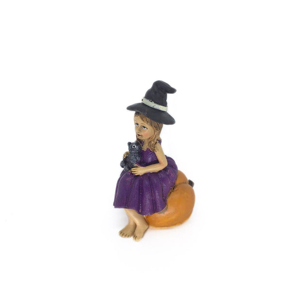 Sabrina, Halloween Witch Girl