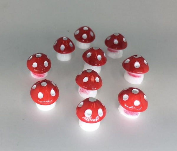 Red  and White Spotted Mushrooms,  Miniature Mushrooms for Terrarium, Crafts, Fairy Garden